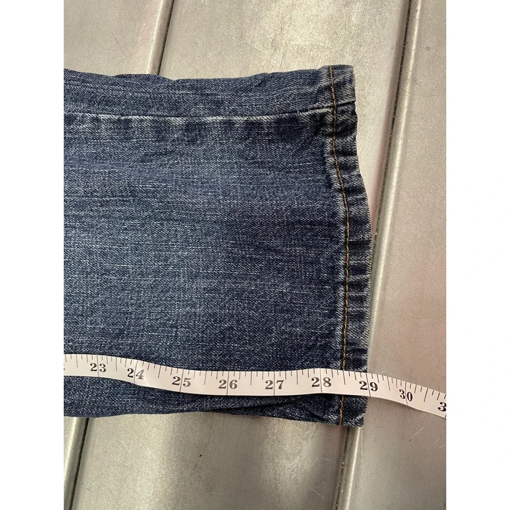 Signature Levis  Jeans Mens 33X29 Blue Medium Wash Denim Relaxed Leg 100% Cotton